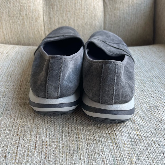 Women's Back Cove Stretch Slip-Ons, Nubuck LL Bean - Picture 2 of 5